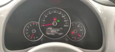 Vendo Volkswagen New Beetle 2011 - 18490 EUR, 163800 km - AUTO.MOTO.pt