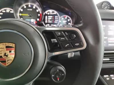Vendo Porsche Cayenne 2020 - 74500 EUR, 67300 km - AUTO.MOTO.pt