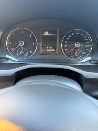 Sell Volkswagen Caddy 2018 - 7950 EUR, 322680 km - AUTO.MOTO.pt