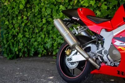 Vendo mota Honda VTR 2002 - 9900 EUR, 65000 km - AUTO.MOTO.pt