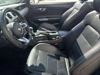 Vendo Ford Mustang 2016 - 42490 EUR, 94773 km - AUTO.MOTO.pt