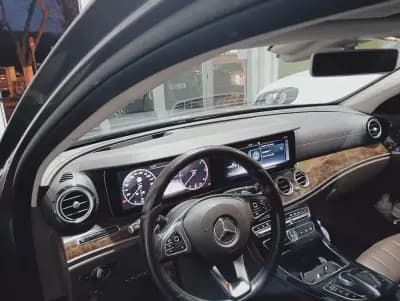 Sell Mercedes-Benz E 220 2017 - 21990 EUR, 249791 km - AUTO.MOTO.pt