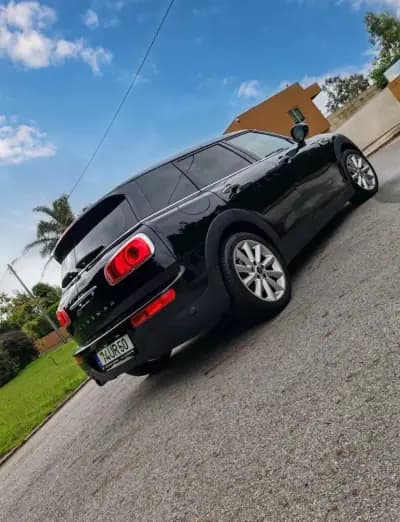 Sell MINI Clubman 2017 - 17750 EUR, 118000 km - AUTO.MOTO.pt