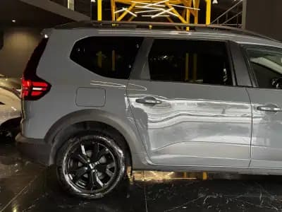 Sell Dacia Jogger 2023 - 17990 EUR, 70650 km - AUTO.MOTO.pt