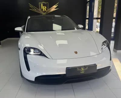 Vendo Porsche Taycan 2021 - 67000 EUR, 60000 km - AUTO.MOTO.pt