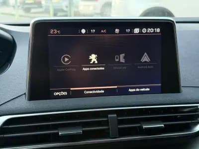 Sell Peugeot 3008 2019 - 24900 EUR, 82000 km - AUTO.MOTO.pt