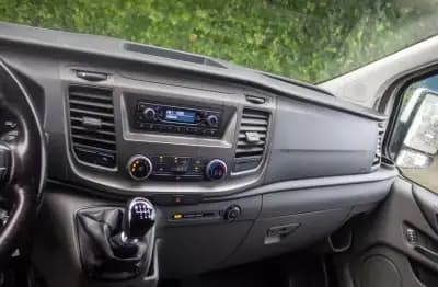 Vendo Ford Transit 2019 - 16900 EUR, 211600 km - AUTO.MOTO.pt