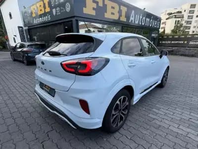 Vendo Ford Puma 2023 - 24900 EUR, 39258 km - AUTO.MOTO.pt
