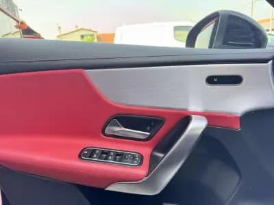 Sell Mercedes-Benz A 180 2018 - 26500 EUR, 93000 km - AUTO.MOTO.pt