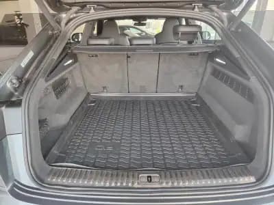 Vendo Audi SQ8 2020 - 81500 EUR, 141000 km - AUTO.MOTO.pt