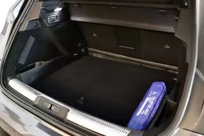 Sell DS DS7 Crossback 2021 - 24900 EUR, 110000 km - AUTO.MOTO.pt