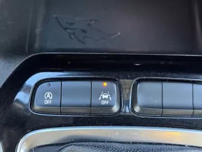 Vendo Opel Corsa 2021 - 13900 EUR, 114027 km - AUTO.MOTO.pt