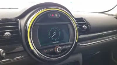 Vendo MINI Clubman 2018 - 12750 EUR, 286464 km - AUTO.MOTO.pt