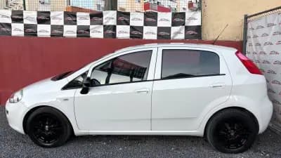 Vendo Fiat Punto Evo 2017 - 7400 EUR, 108000 km - AUTO.MOTO.pt