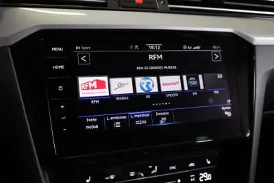 Vendo Volkswagen Passat Variant 2021 - 25990 EUR, 70682 km - AUTO.MOTO.pt