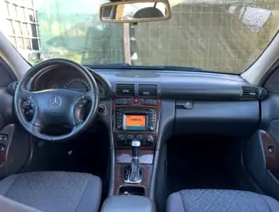 Vendo Mercedes-Benz C 270 2004 - 6940 EUR, 281857 km - AUTO.MOTO.pt
