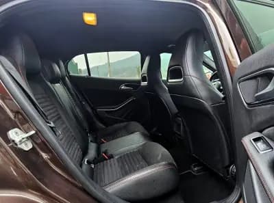 Sell Mercedes-Benz GLA 180 2015 - 21500 EUR, 160000 km - AUTO.MOTO.pt