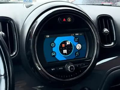 Vendo MINI Countryman 2018 - 18250 EUR, 159000 km - AUTO.MOTO.pt