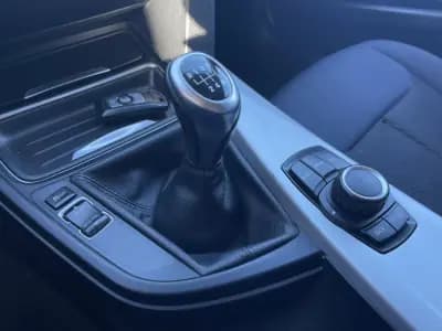 Vendo BMW 318 2014 - 14990 EUR, 224620 km - AUTO.MOTO.pt