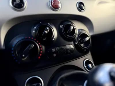 Sell Fiat 500 2021 - 10950 EUR, 130000 km - AUTO.MOTO.pt