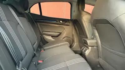 Vendo Renault Mégane 2021 - 13900 EUR, 199000 km - AUTO.MOTO.pt