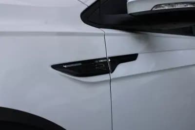 Vendo Volkswagen Taigo 2022 - 22900 EUR, 45109 km - AUTO.MOTO.pt