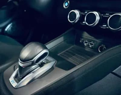 Sell Renault Zoe 2021 - 21990 EUR, 60654 km - AUTO.MOTO.pt