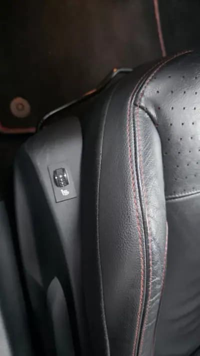 Vendo Peugeot 2008 2018 - 12990 EUR, 144000 km - AUTO.MOTO.pt