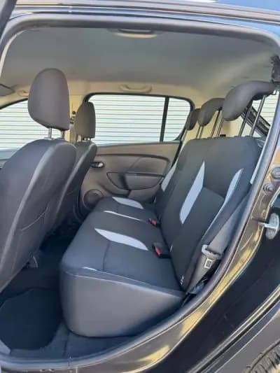 Vendo Dacia Sandero 2015 - 8950 EUR, 60000 km - AUTO.MOTO.pt