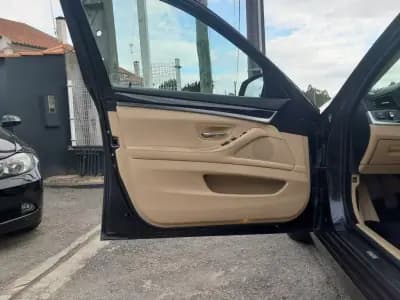 Vendo BMW 520 2012 - 13400 EUR, 206550 km - AUTO.MOTO.pt