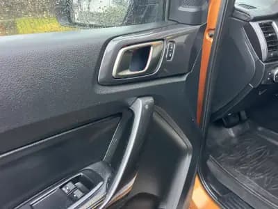 Vendo Ford Ranger 2021 - 35900 EUR, 180000 km - AUTO.MOTO.pt