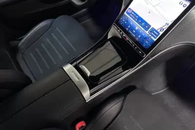 Sell Mercedes-Benz C 300 2023 - 41950 EUR, 23879 km - AUTO.MOTO.pt