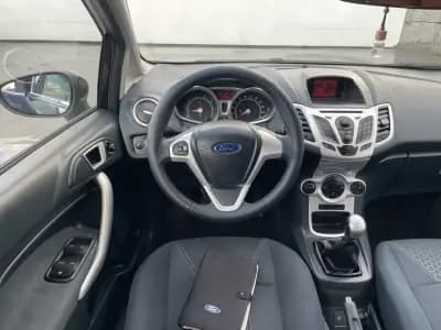 Sell Ford Fiesta 2011 - 7500 EUR, 91446 km - AUTO.MOTO.pt