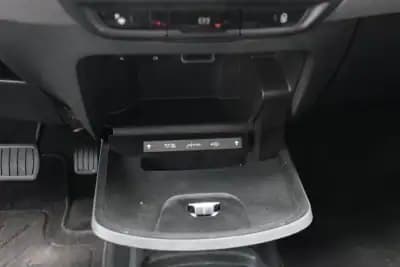 Sell Citroën C4 Spacetourer 2019 - 15400 EUR, 143600 km - AUTO.MOTO.pt