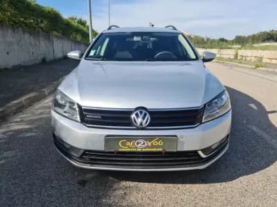 Vendo Volkswagen Passat Variant 2014 - 10750 EUR, 222000 km - AUTO.MOTO.pt