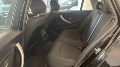 Vendo BMW 318 2013 - 13990 EUR, 216833 km - AUTO.MOTO.pt