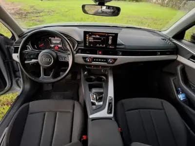 Vendo Audi A4 Avant 2023 - 35900 EUR, 56500 km - AUTO.MOTO.pt