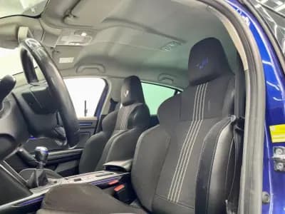 Vendo Renault Mégane 2016 - 13999 EUR, 182000 km - AUTO.MOTO.pt