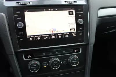 Sell Volkswagen Golf Variant 2020 - 14990 EUR, 173000 km - AUTO.MOTO.pt