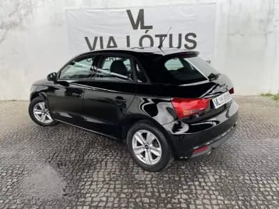 Sell Audi A1 Sportback 2018 - 15250 EUR, 85720 km - AUTO.MOTO.pt