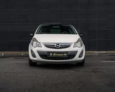 Vendo Opel Corsa 2014 - 8990 EUR, 139000 km - AUTO.MOTO.pt
