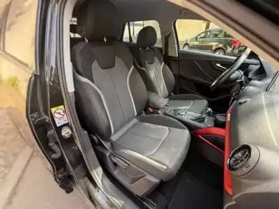 Vendo Audi Q2 2018 - 22490 EUR, 60400 km - AUTO.MOTO.pt