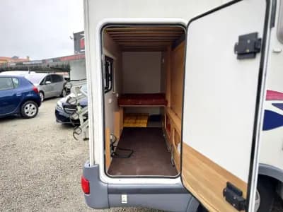 Sell Ford 2007 - 32990 EUR, 99000 km - AUTO.MOTO.pt