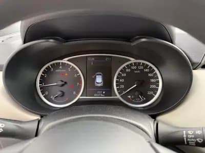 Sell Nissan Micra 2021 - 15900 EUR, 85370 km - AUTO.MOTO.pt