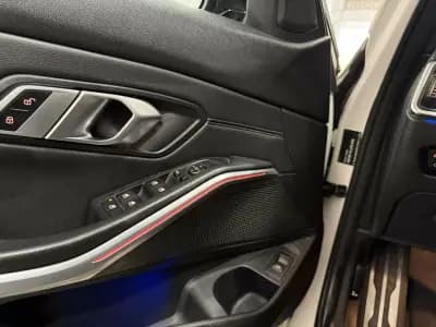 Vendo BMW 320 2020 - 32950 EUR, 189175 km - AUTO.MOTO.pt