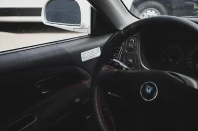 Sell Mitsubishi Lancer 1998 - 125000 EUR, 54109 km - AUTO.MOTO.pt