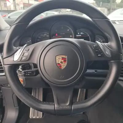 Vendo Porsche Panamera 2013 - 41500 EUR, 113000 km - AUTO.MOTO.pt