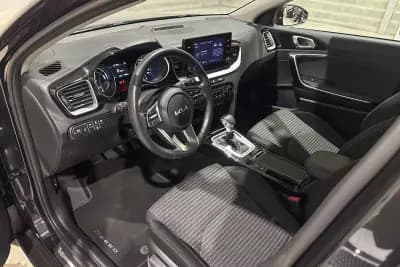 Sell Kia XCeed 2022 - 22450 EUR, 23900 km - AUTO.MOTO.pt