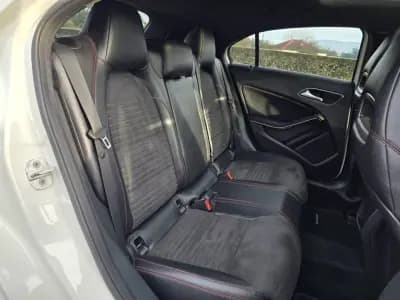 Vendo Mercedes-Benz A 180 2015 - 17990 EUR, 137000 km - AUTO.MOTO.pt