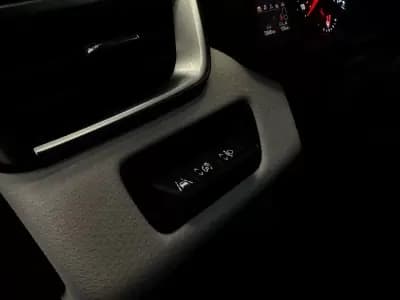 Vendo Renault Clio 2022 - 13990 EUR, 72588 km - AUTO.MOTO.pt